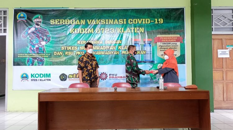 KODIM 0723/ Klaten Gandeng STIKes Muhammadiyah Klaten Adakan Vaksinasi Covid-19