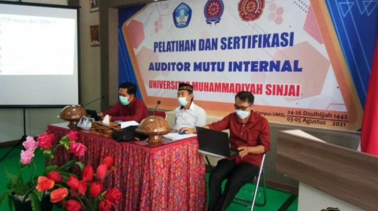 UM Sinjai Held Training and Certification of Internal Quality Auditor