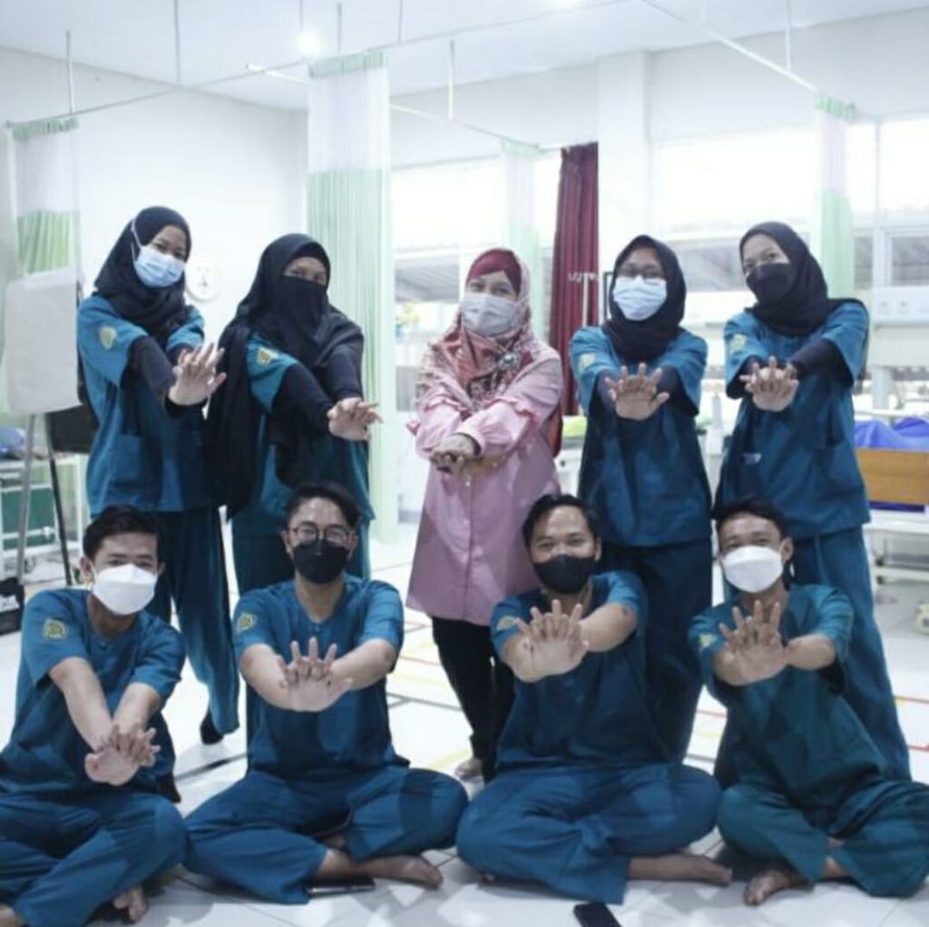 Unisa Bandung Team Passed The Final of Nursing Student Champions
