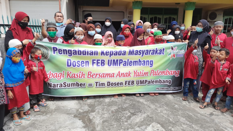 Groceries Distribution of UM Palembang As Social Concern
