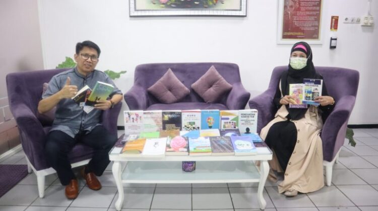 UMM PPG Graduates Launches 22 Books