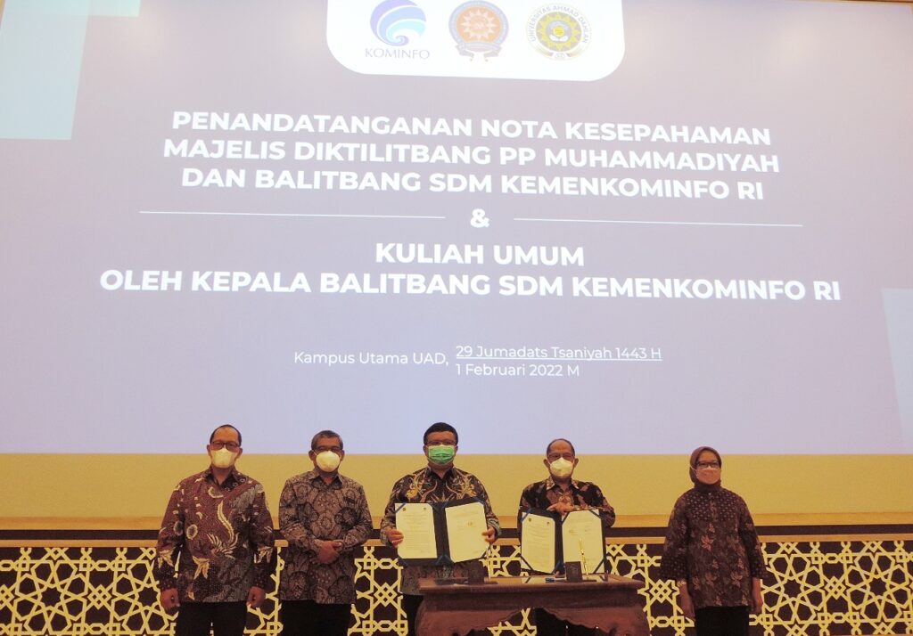 Muhammadiyah CHERD Collaborates with Balitbang for Human Resources of The Ministry of Communication and Information To Create Digital Community In 2045