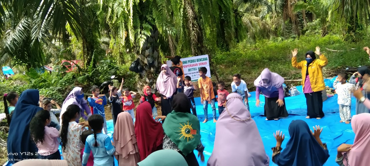 Selenggarakan Sekolah Darurat, SARMMI Selamatkan Pendidikan Anak Korban Gempa Pasaman