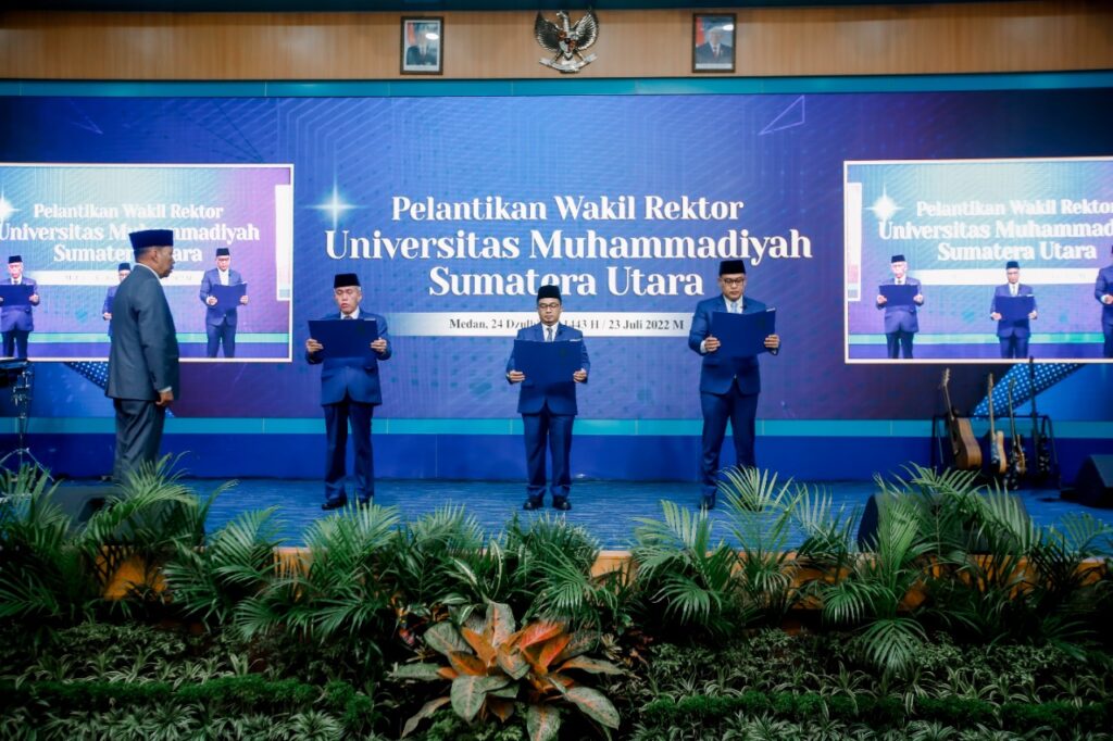 Rektor UM Sumatera Utara Lantik Wakil Rektor Periode 2022-2026