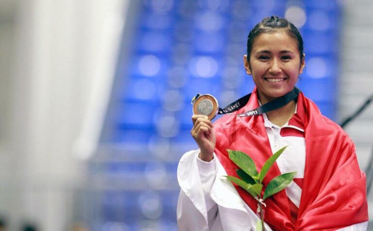 Sisilia Agustiani Ora, An Outstanding Karate Athlete from UM Surabaya