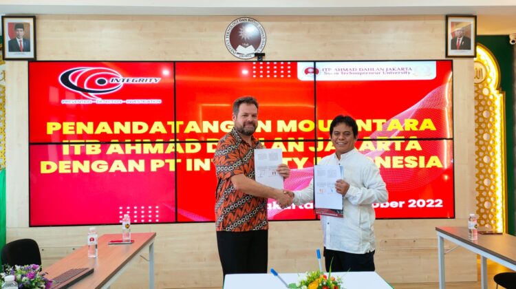 Penandatanganan Kerja Sama Verifikasi Ijazah ITB-AD Jakarta dengan Minerva Education