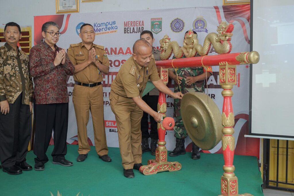 Mahasiswa UM Metro Launching Desa Digital di Ngestirahayu-Punggur