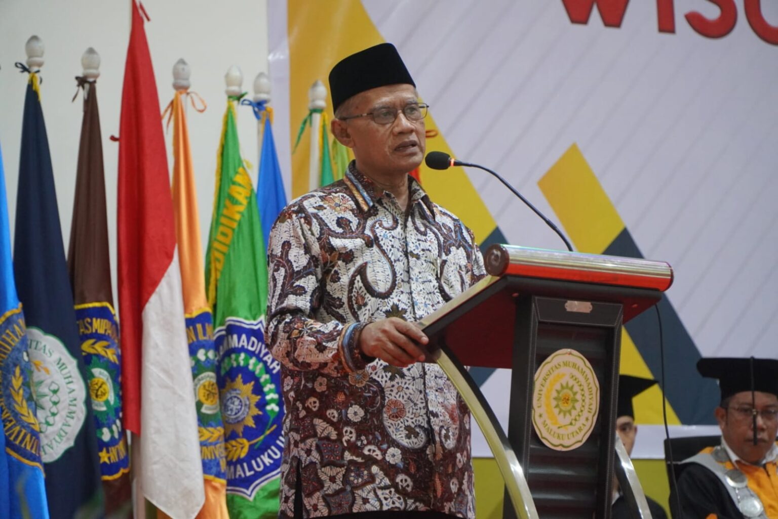 Haedar Nashir Beri Pesan Untuk Wisudawan UMMU