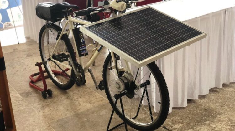 Mahasiswa UMM Ciptakan Inovasi Sepeda Listrik Tenaga Surya