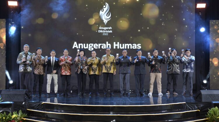 UMKT Meraih Penghargaan Anugerah Humas Diktiristek 2022