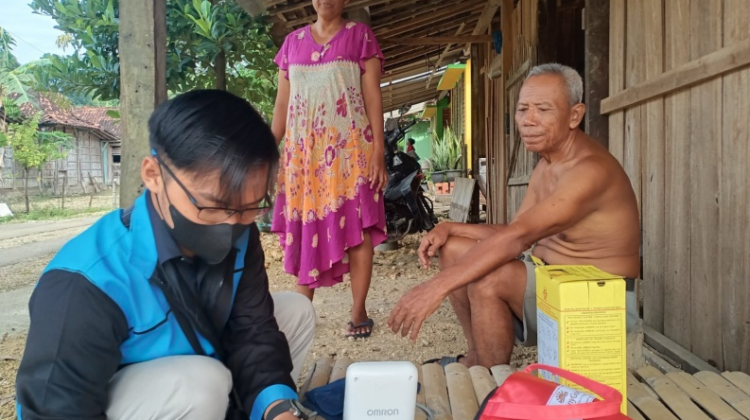 Implemetasikan Keilmuan, Mahasiswa FKM Unimus Diagnosis Masalah Kesehatan Masyarakat di Desa Godan Kabupaten Grobogan