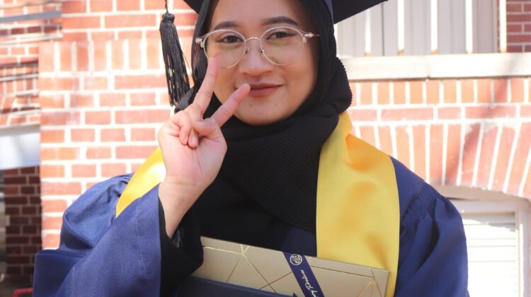 Mahasiswa UMS Lulus Double Degree di Dong-A University dan Dapatkan Tawaran Kerja di Korea