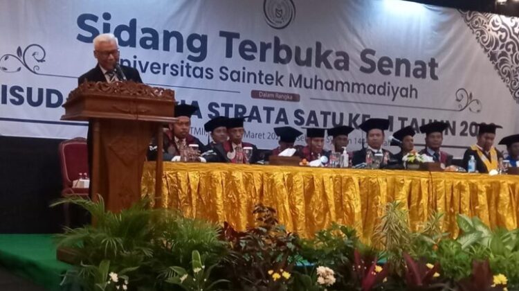 Saintekmu Released Graduates on Its First Graduation