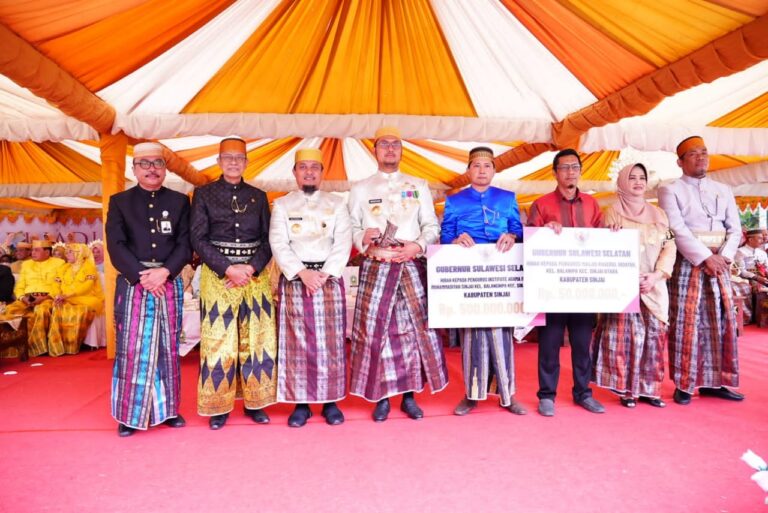 South Sulawesi Governor Awards 500 Million Grant for UIAD